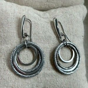 Stainless steel four hoop drop earrings pavé cut made to shimmer